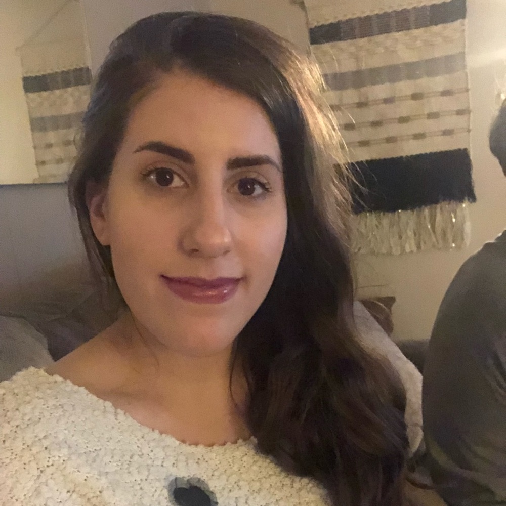 Meet your Posher, Arielle